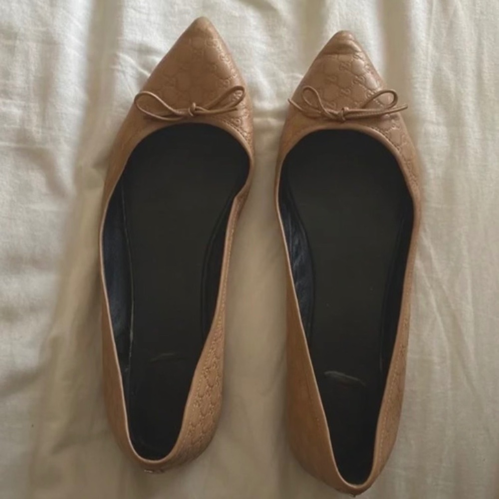 GUC- Gucci Ballerina Flats in Nude- Size 40